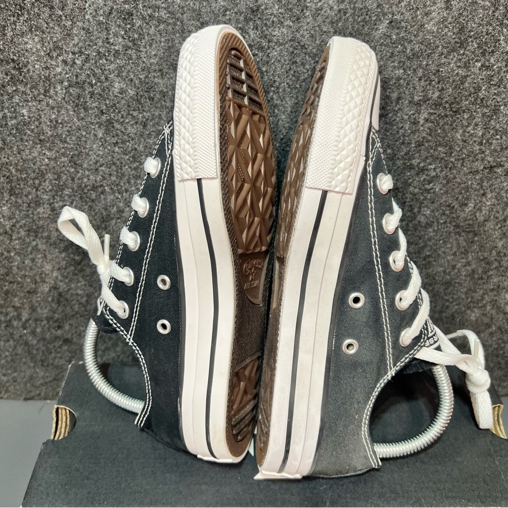 Converse Low Top “Ruth Bader Ginsburg” Women’s Shoes Size 6 - Picture 9 of 13